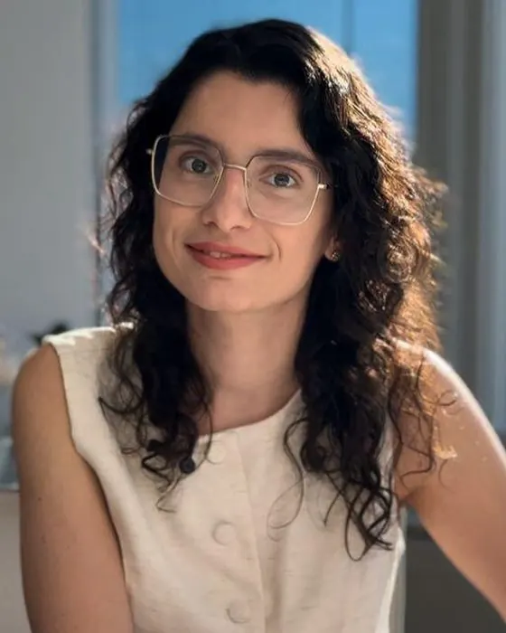 Dra. Lídia Milioli, médica paliativista, sorrindo